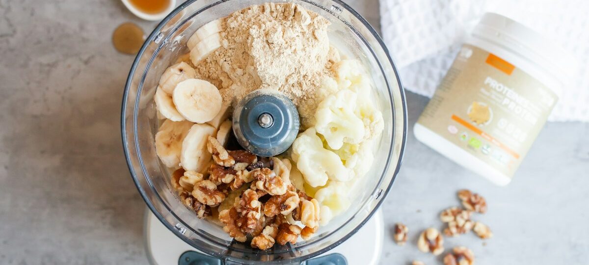 a blender filled with ingredients to make a smoothie